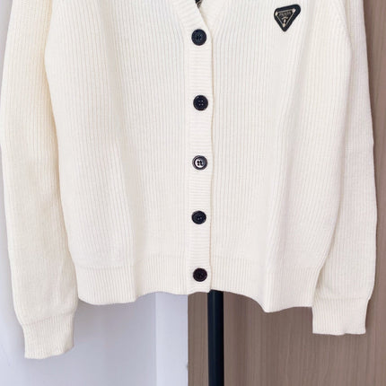 PRADA 25S CARDIGAN 395