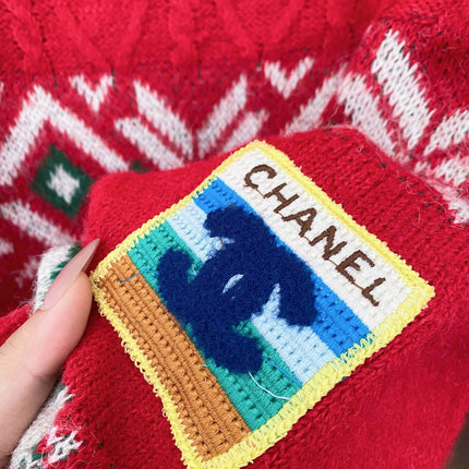CHANEL 26S V-NECK SWEATER 855