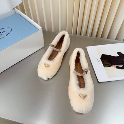 PRADA 26S MARY JANE BALLET IN CREAM WHITE SHEARLING