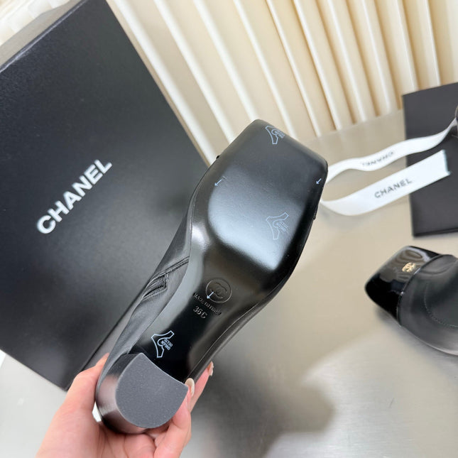 CHANEL 26S ZIPPER BOOTS 75 MM IN BLACK CALFSKIN AND PATENT LEATHER SQUARE TOE HIGH