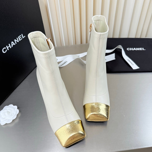 CHANEL 26S ZIPPER BOOTS 75 MM IN WHITE CALFSKIN AND GOLD PATENT LEATHER SQUARE TOE HIGH