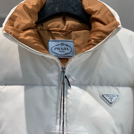 PRADA 25S DOWN JACKET 383
