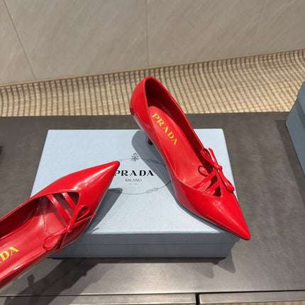 PRADA 26S POINTED TOE HEELS 75MM IN DARK RED CALFSKIN WITH BOW