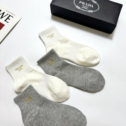 PRADA 26S ANKLE SOCKS 408733 (1 BOX)
