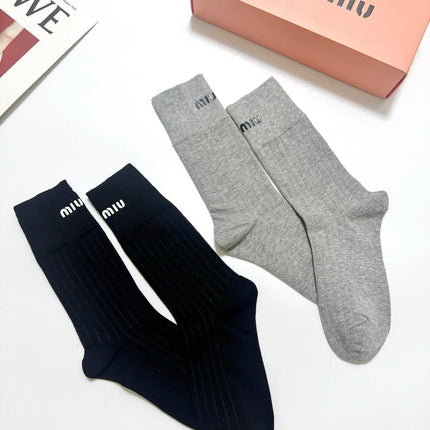 MIUMIU 26S CREW SOCKS 417709 (1 BOX)