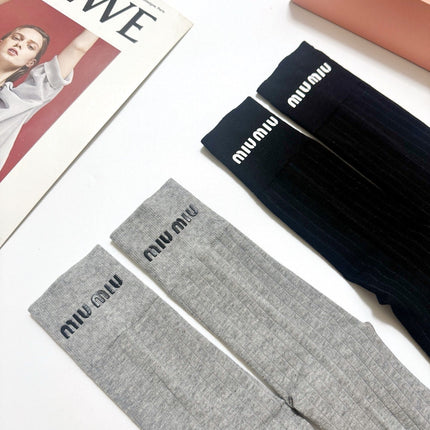 MIUMIU 26S CREW SOCKS 417709 (1 BOX)