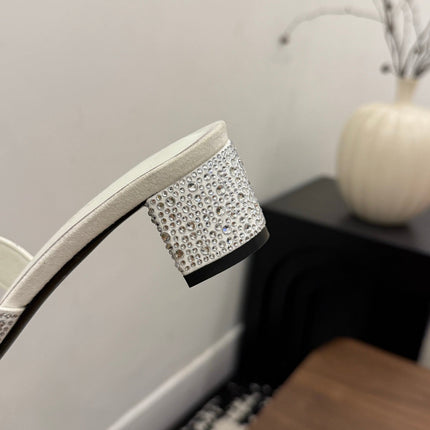 HM 26S OASIS SANDAL IN IVORY WHITE SUEDE WITH CRYSTALS