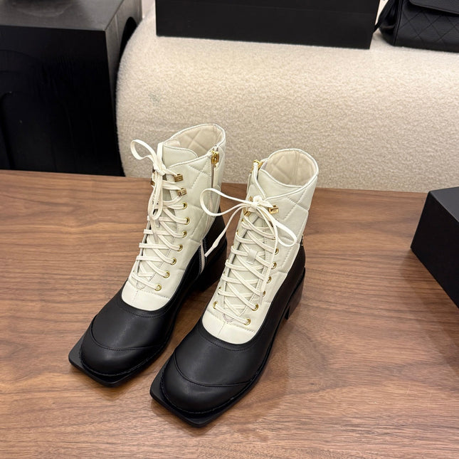 CHANEL 26S LACE UP HIGH TOP BOOTS 45 MM IN BLACK AND WHITE CALFSKIN