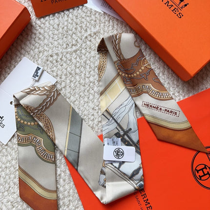 HERMES 26S SCARF 86 IN SILK 309622