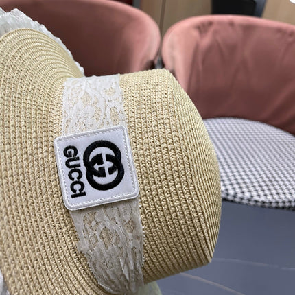 GUCCI 26S WIDE-BRIMMED STRAW HAT 252
