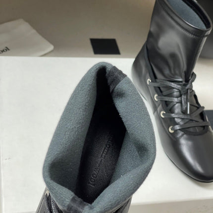 ALO 25S PALOMA WOOL FLAT ANKLE BOOTS IN BLACK LAMBSKIN