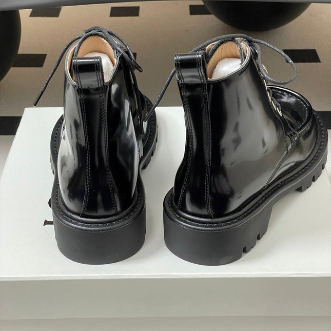 LOEWE 26S ANKLE BOOTS IN BLACK PATENT CALFSKIN