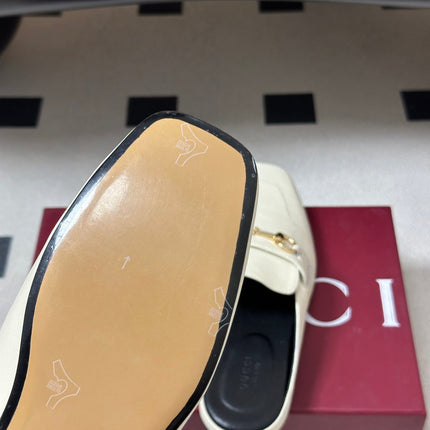 GUCCI 26S HORSEBIT LOAFER MULES IN WHITE CALFSKIN