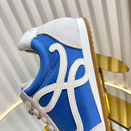LOEWE 26S RUNNER 2.0 SNEAKERS IN WHITE SUEDE AND BLUE FABRIC