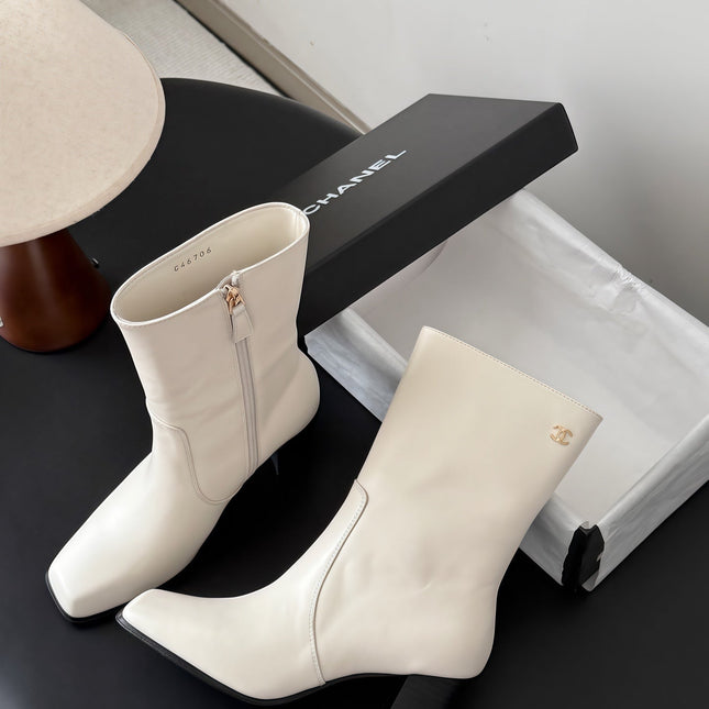 CHANEL 26S ANKLE BOOTS 70 MM IN CREAM WHITE CALFSKIN SQUARE TOE