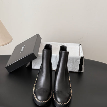 CHANEL 26S CHELSEA ANKLE BOOTS 70 MM IN BLACK CALFSKIN