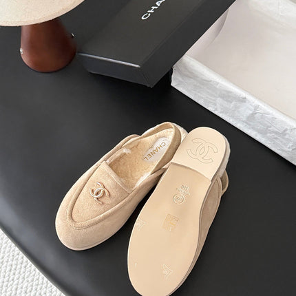 CHANEL 26S SLINGBACK LOAFERS IN BEIGE SUEDE AND SHEARLING LINING