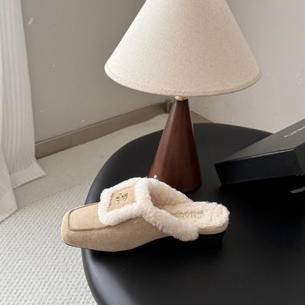 CHANEL 26S MULES IN BEIGE SHEARLING AND SUEDE