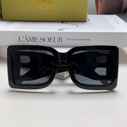 BURBERRY 26S OVERSIZED SQUARE FRAME IN ACETATE 424561