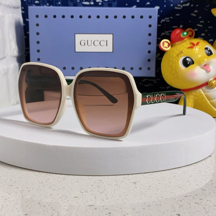 GUCCI 26S SQUARE FRAME IN ACETATE 424620