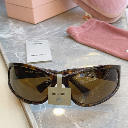 MIUMIU 26S OVERSIZE RECTANGULAR FRAME IN ACETATE 426263