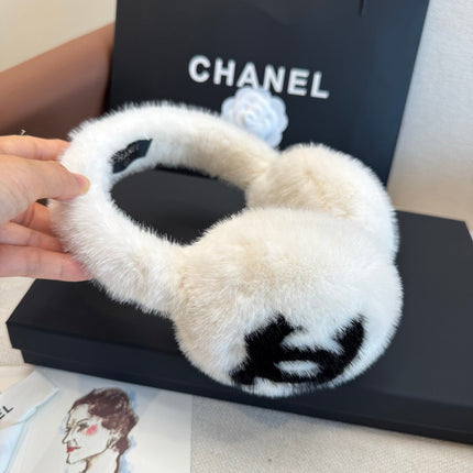 CHANEL 25S SKI EARMUFFS 831589