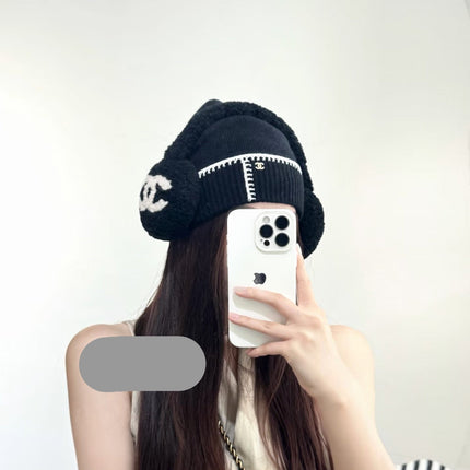 CHANEL 25S SKI EARMUFFS 877948