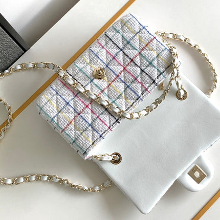CC MEDIUM 20 FLAP BAG IN WHITE WOOL TWEED