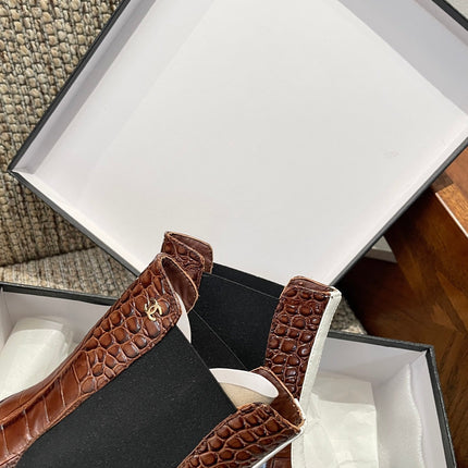 CHANEL 26S ANKLE BOOTS IN BROWN CROCODILE EMBOSSED CALFSKIN WITH WHITE TRIM