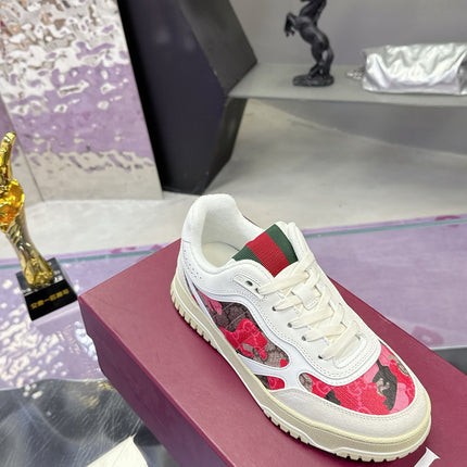 GUCCI 26S SNEAKER IN WHITE AND RED CALFSKIN