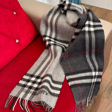 BURBERRY 26S SCARF 168CM IN CASHMERE 202511