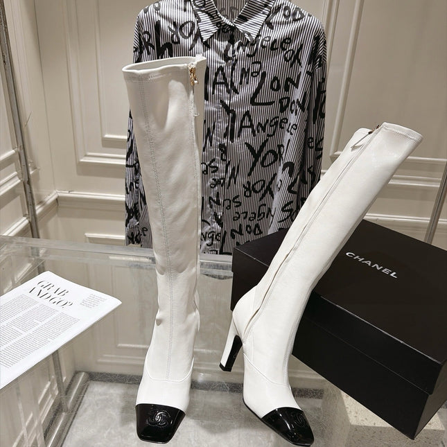 CHANEL 26S HIGH HEEL KNEE HIGH BOOTS 80 MM IN OFF WHITE CALFSKIN AND BLACK PATENT LEATHER