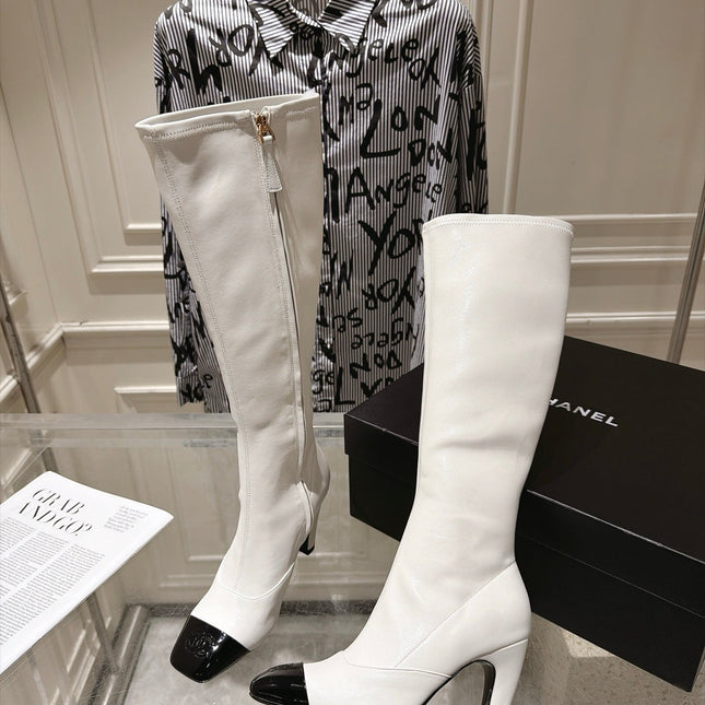 CHANEL 26S HIGH HEEL KNEE HIGH BOOTS 80 MM IN OFF WHITE CALFSKIN AND BLACK PATENT LEATHER