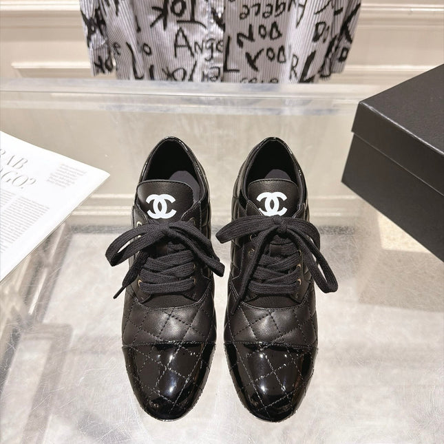 CHANEL 26S HIGH HEEL ANKLE BOOTS 70 MM IN BLACK LAMBSKIN AND PATENT CALFSKIN