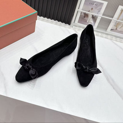 LP 26S BALLERINA FLATS IN BLACK SUEDE & SATIN BOW