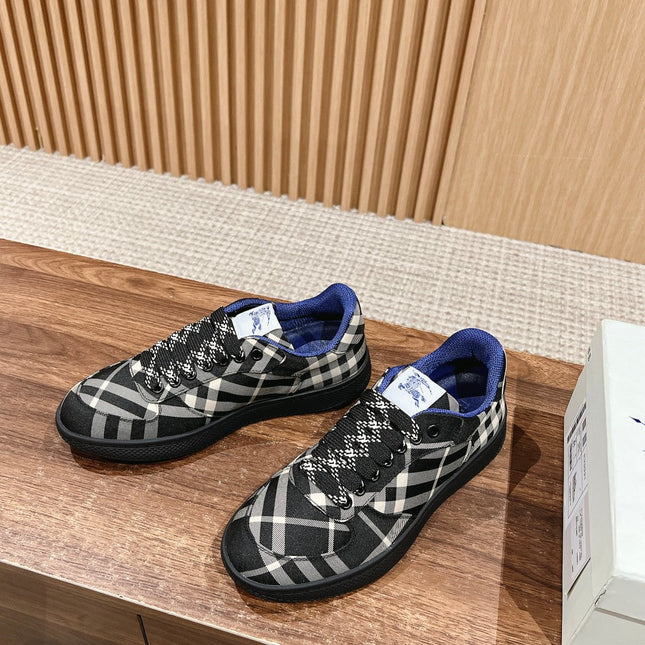BURBERRY 26S SNEAKERS IN BLACK FABRIC PLAID