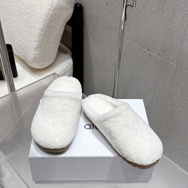 ALO 25S BIRKENSTOCK CLOGS IN WHITE WOOL