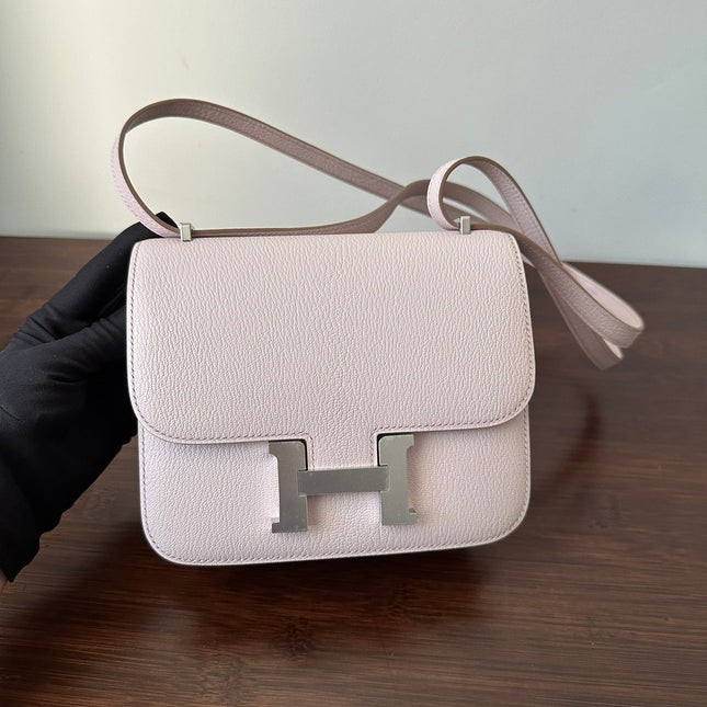 CONSTANCE 18 LIGHT PINK CHEVRE SILVER HARDWARE