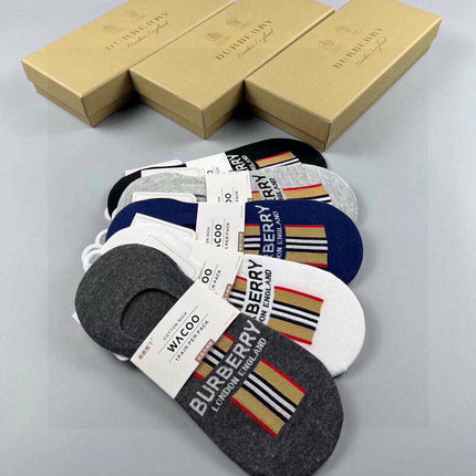 BURBERRY 26S NO-SHOW SOCKS 226954 (1 BOX)