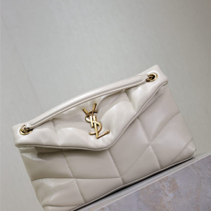 YSL 25S LOULOU PUFFER MM 29 IN BLANC VINTAGE CALFSKIN GOLD HARDWARE