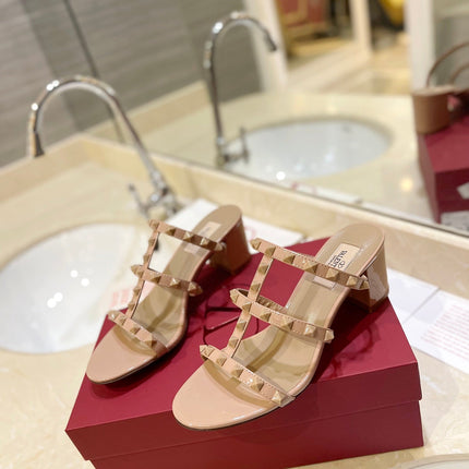 VALENTINO 26S ROCKSTUD CAGED HEELED SANDALS 60 MM IN NUDE PATENT CALFSKIN