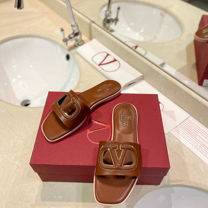 VALENTINO 26S SLIDES IN BROWN CALFSKIN WITH LOGO