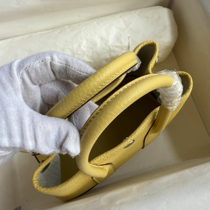 HM 25S GARDEN PARTY 23 CM IN LIGHT YELLOW TOGO
