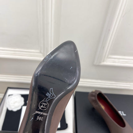 CHANEL 26S SQUARE TOE PUMPS 50 MM IN DARK BROWN LAMBSKIN WITH BLACK TOE CAP