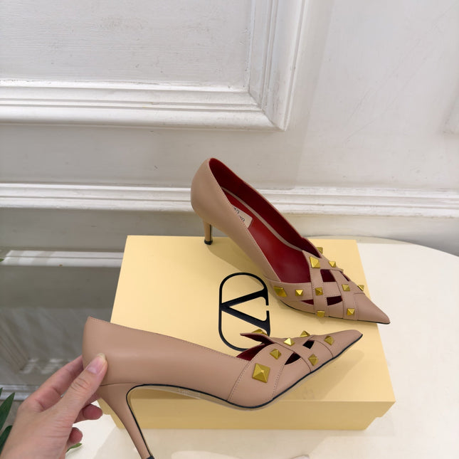 VALENTINO 26S STUDDED POINTED TOE PUMPS 80 MM IN NUDE CALFSKIN