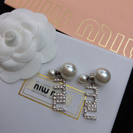 MIUMIU 26S CRYSTAL LOGO PEARL DROP EARRINGS IN SILVER TONE METAL 620414