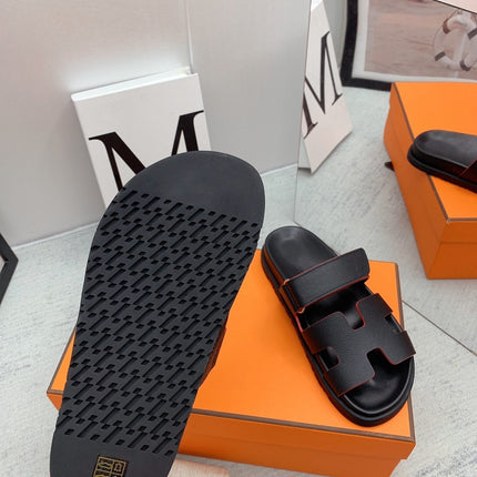 Chypre Sandal Black with red trim
